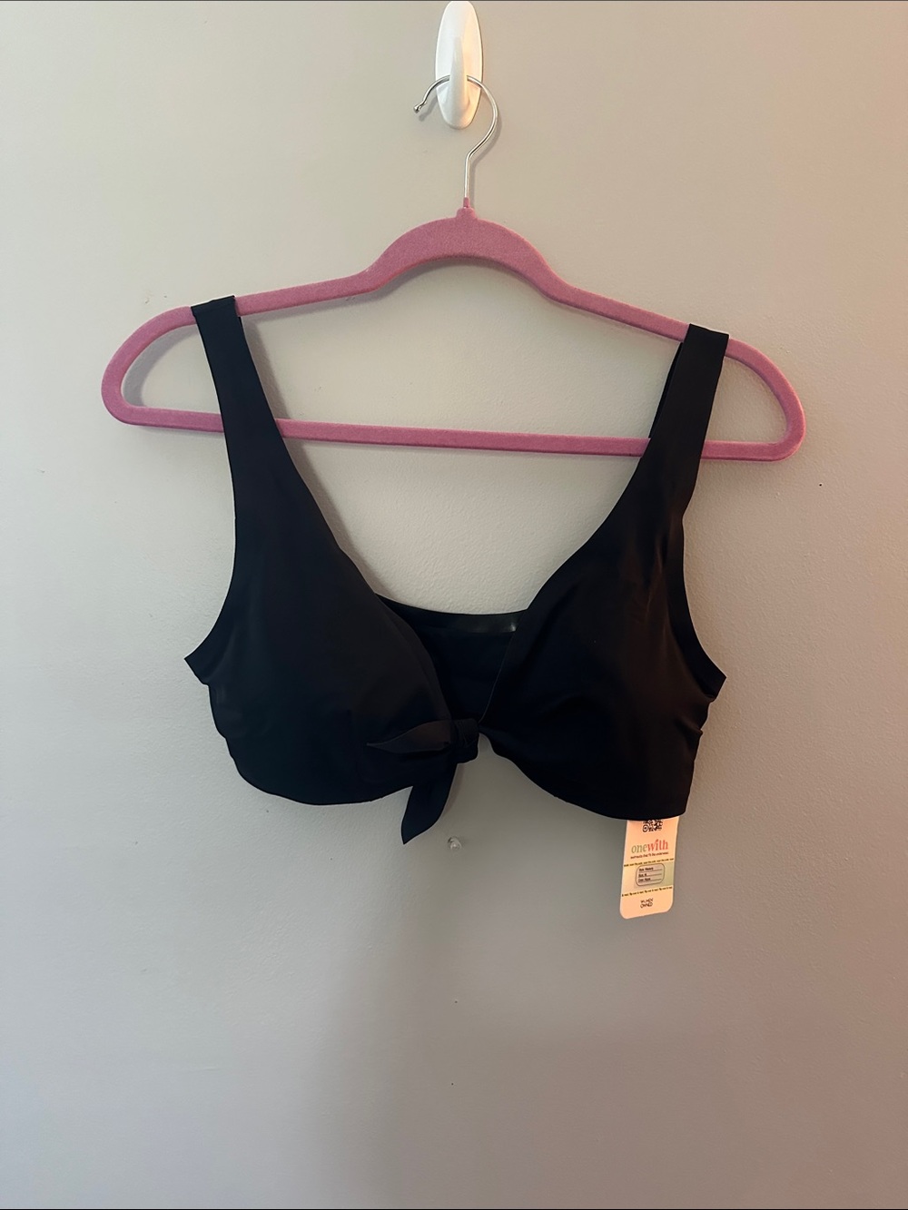 One With - Tie-Front - padded - Black Bikini Swim Top